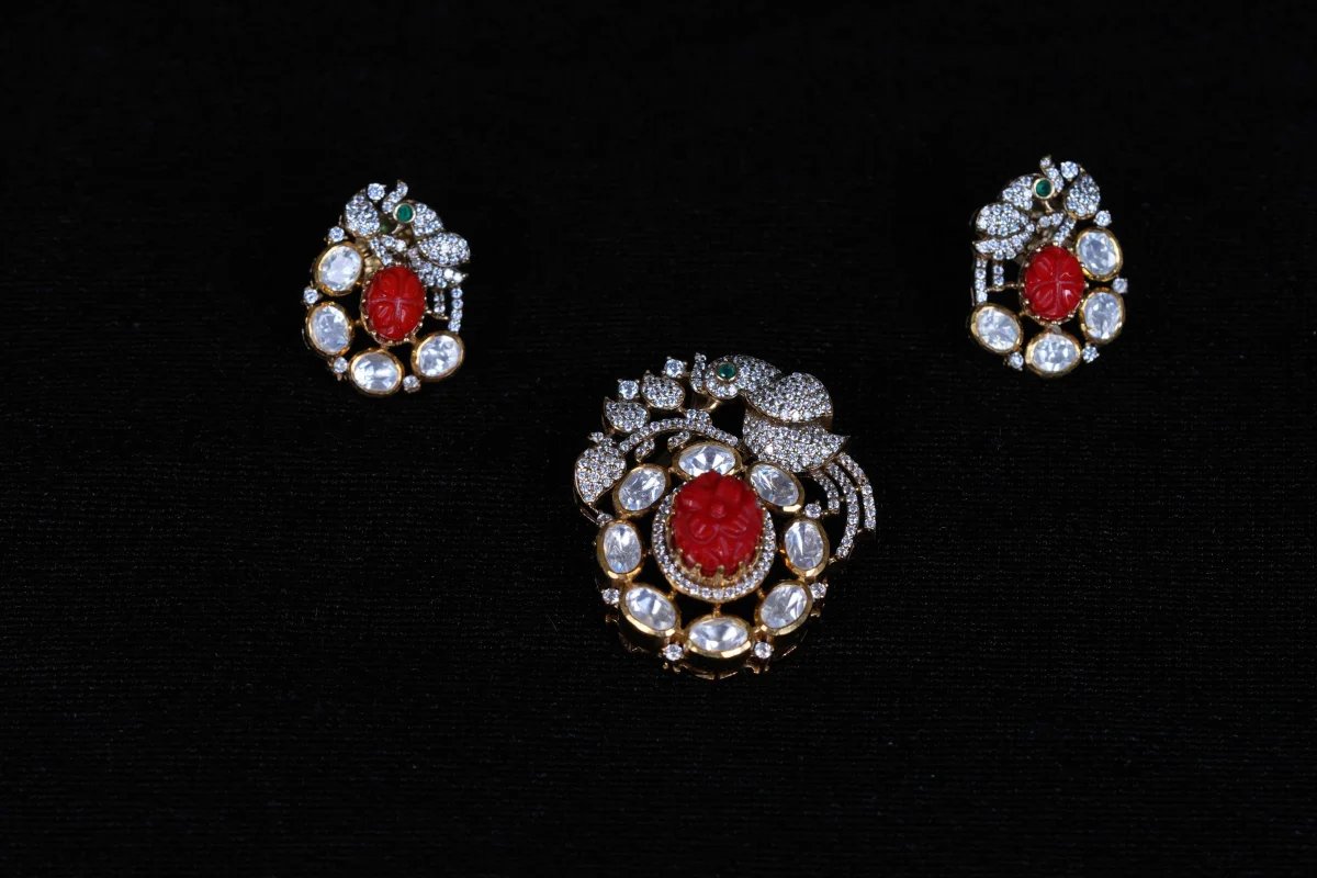 polki choral pendant set