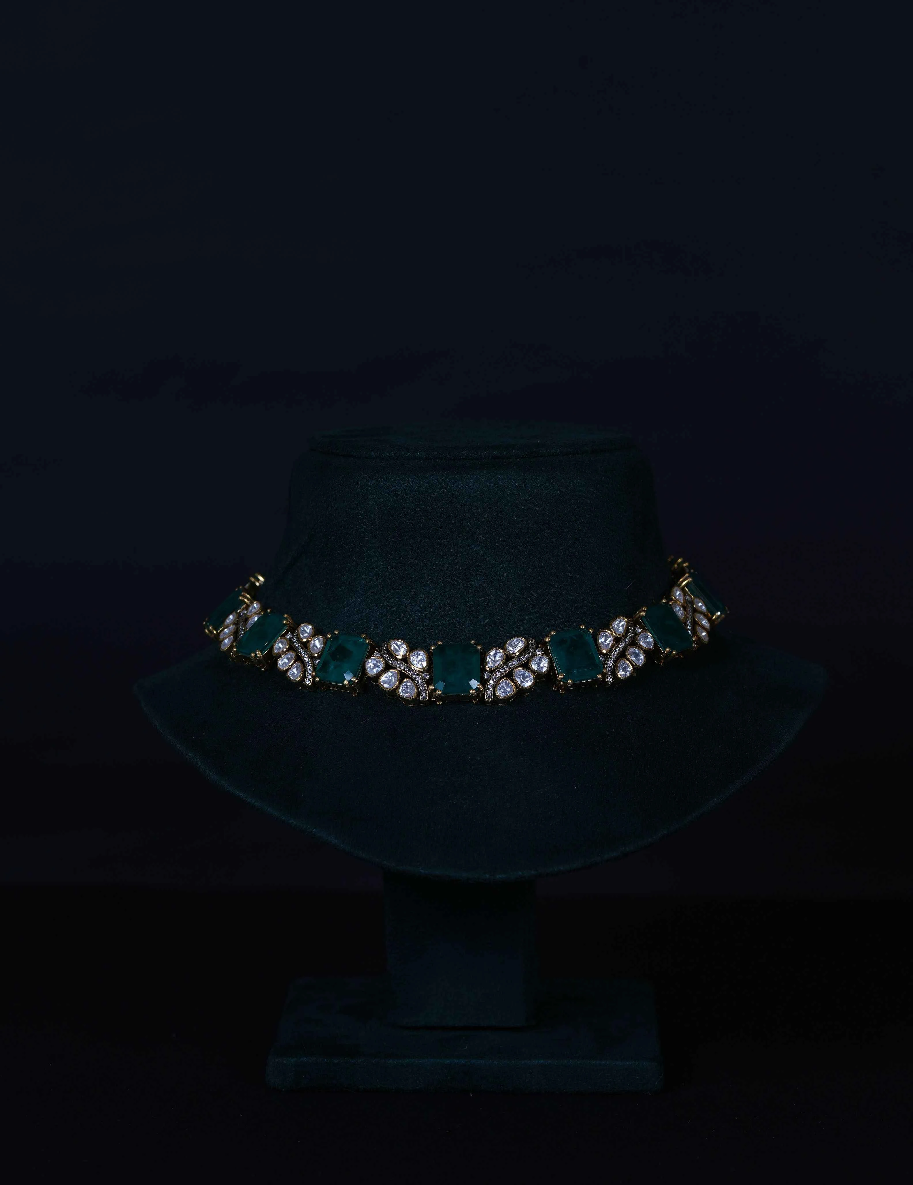 Imperial Russian Emerald Polki Necklace Set in 92.5 Sterling Silver