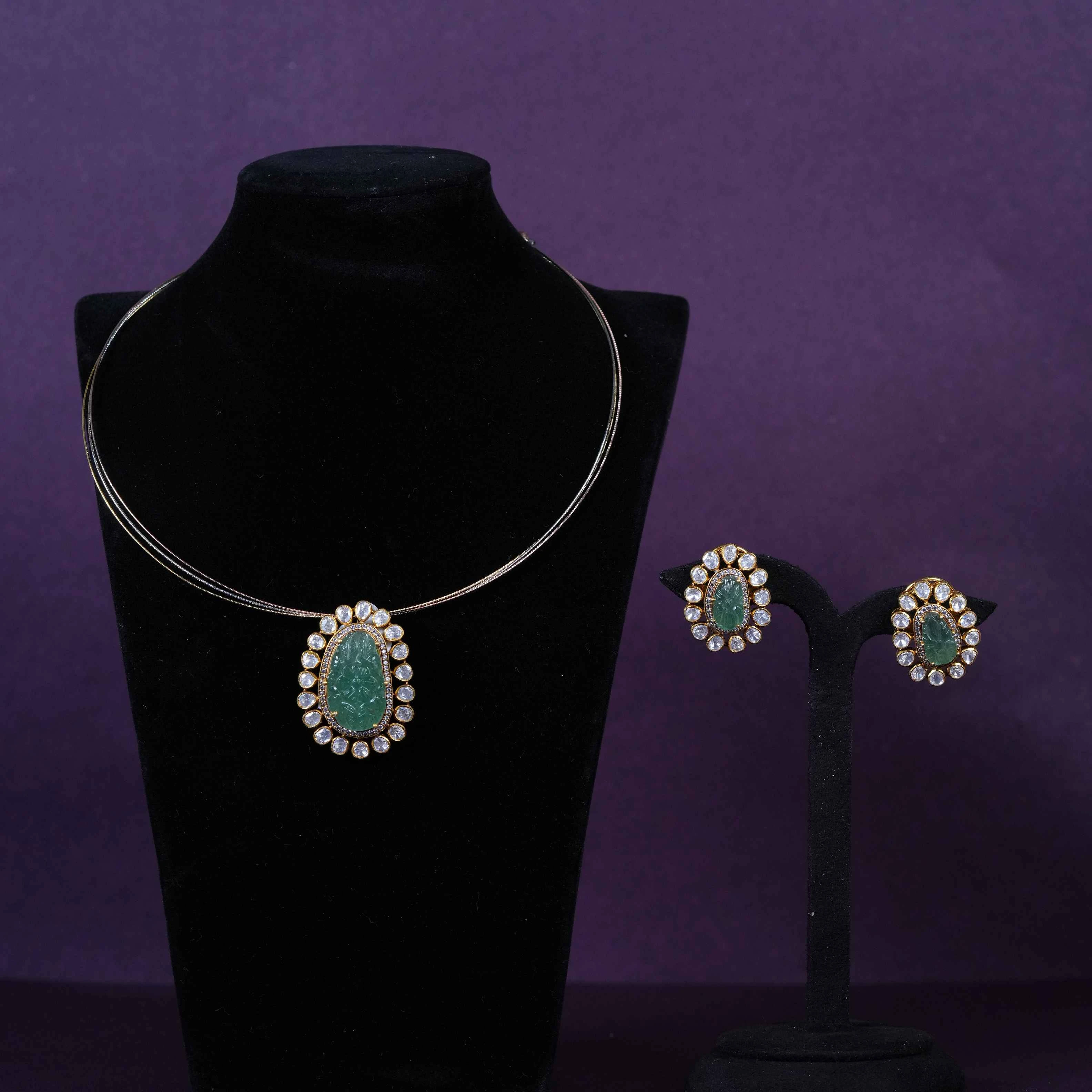 Carved Emerald Polki Halo Pendant Set