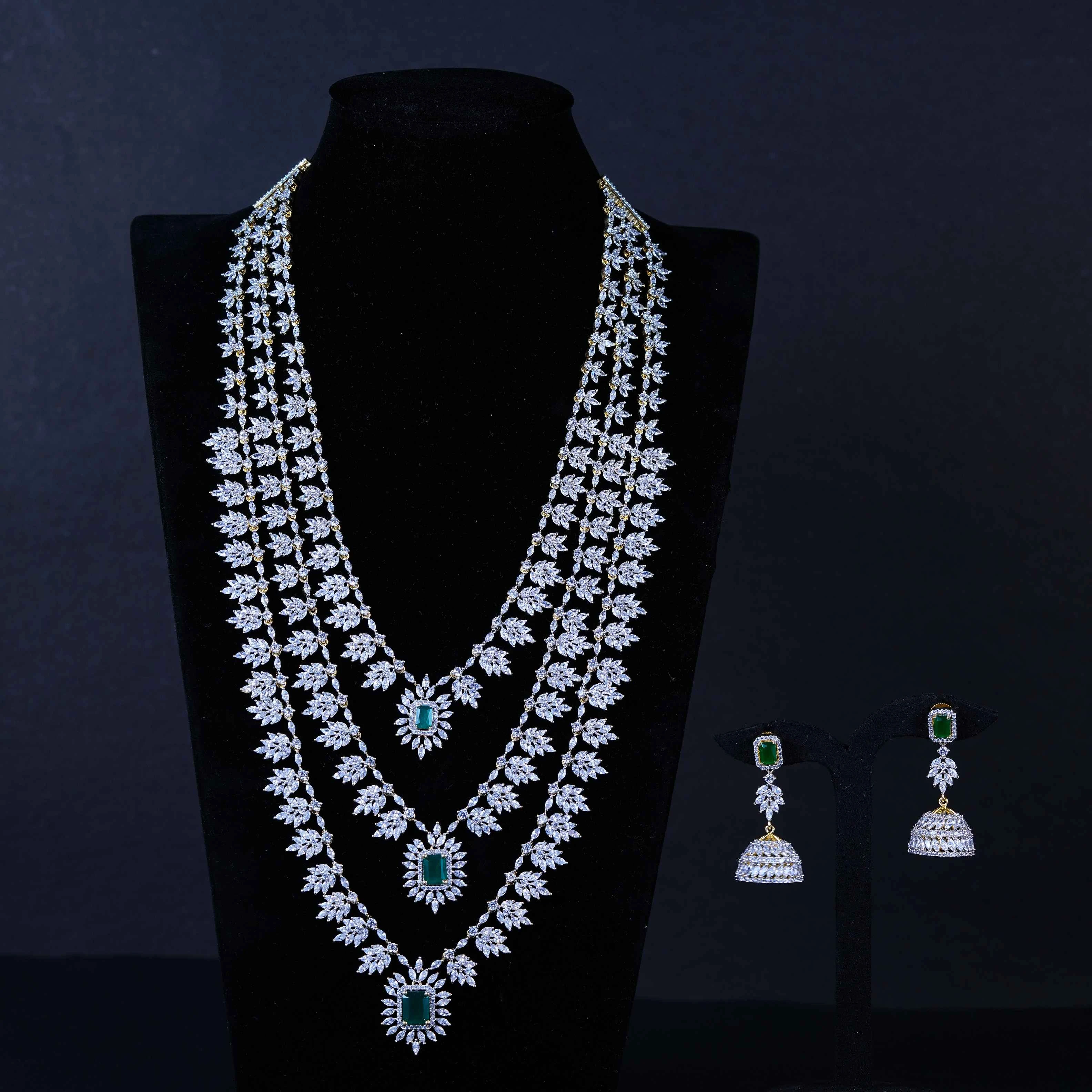 “Triple-Layer Diamond Leaf Long Necklace”