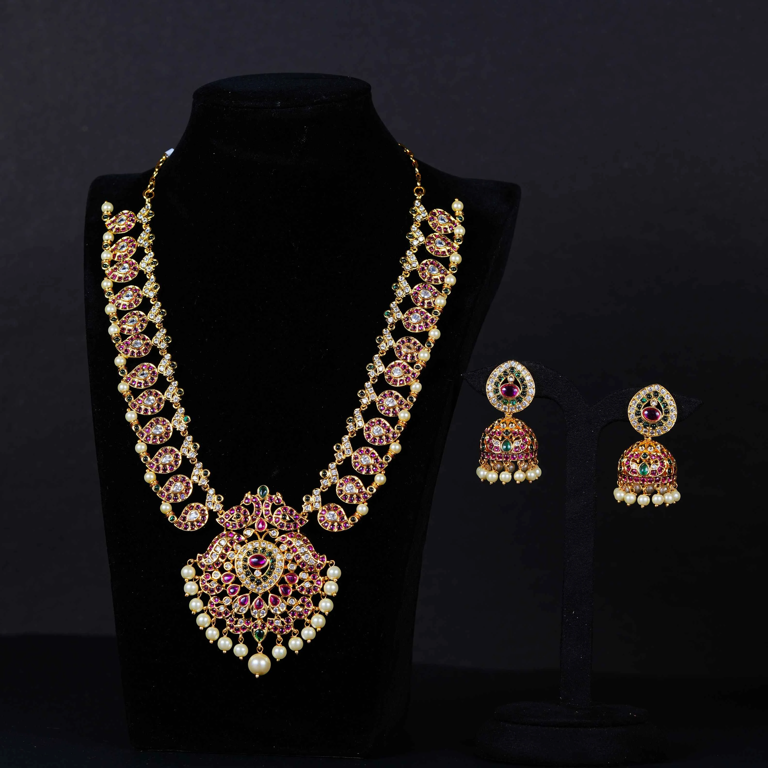 Maharani Ruby Grand Haar