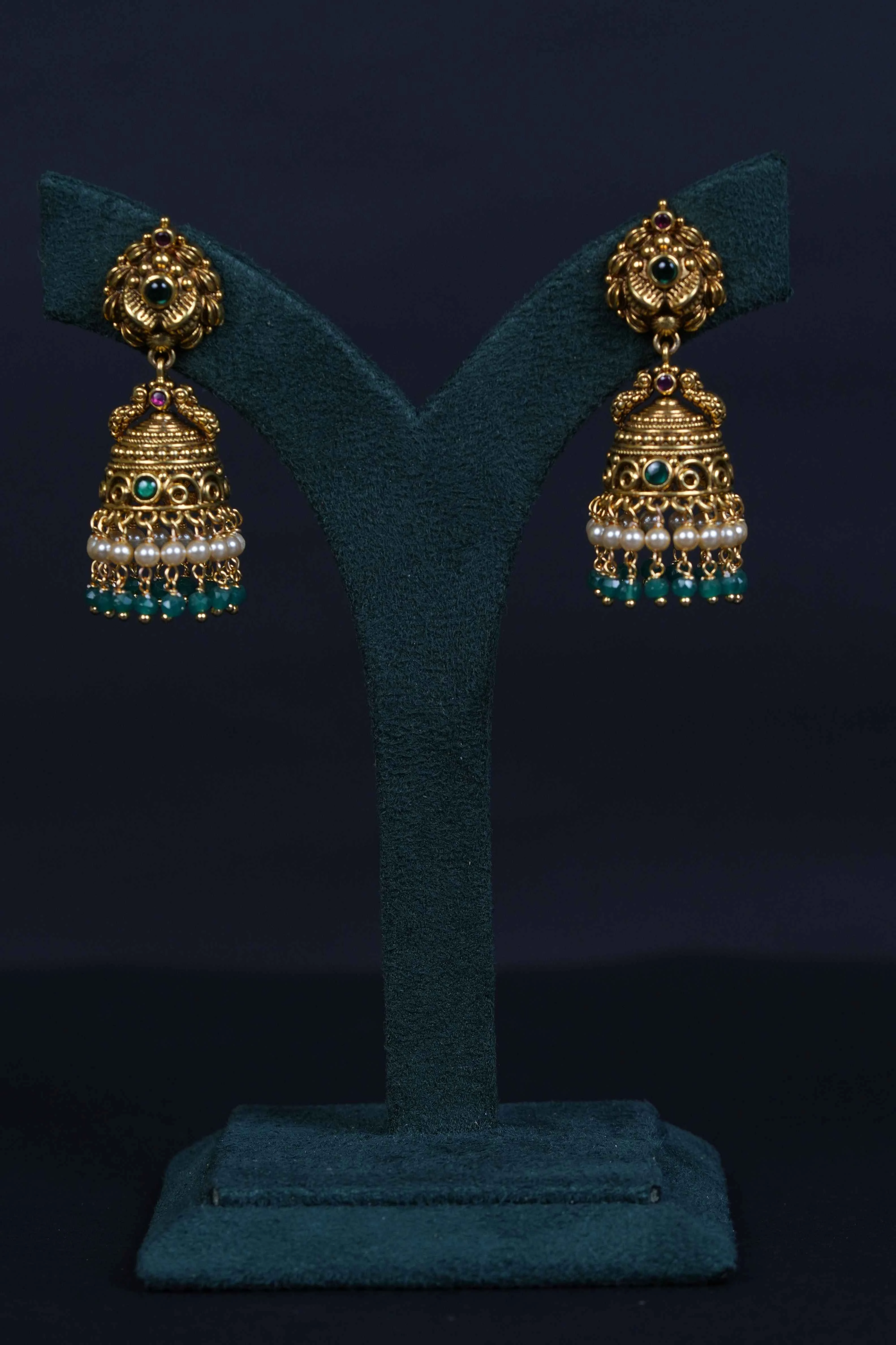 temple naskhi jhumka