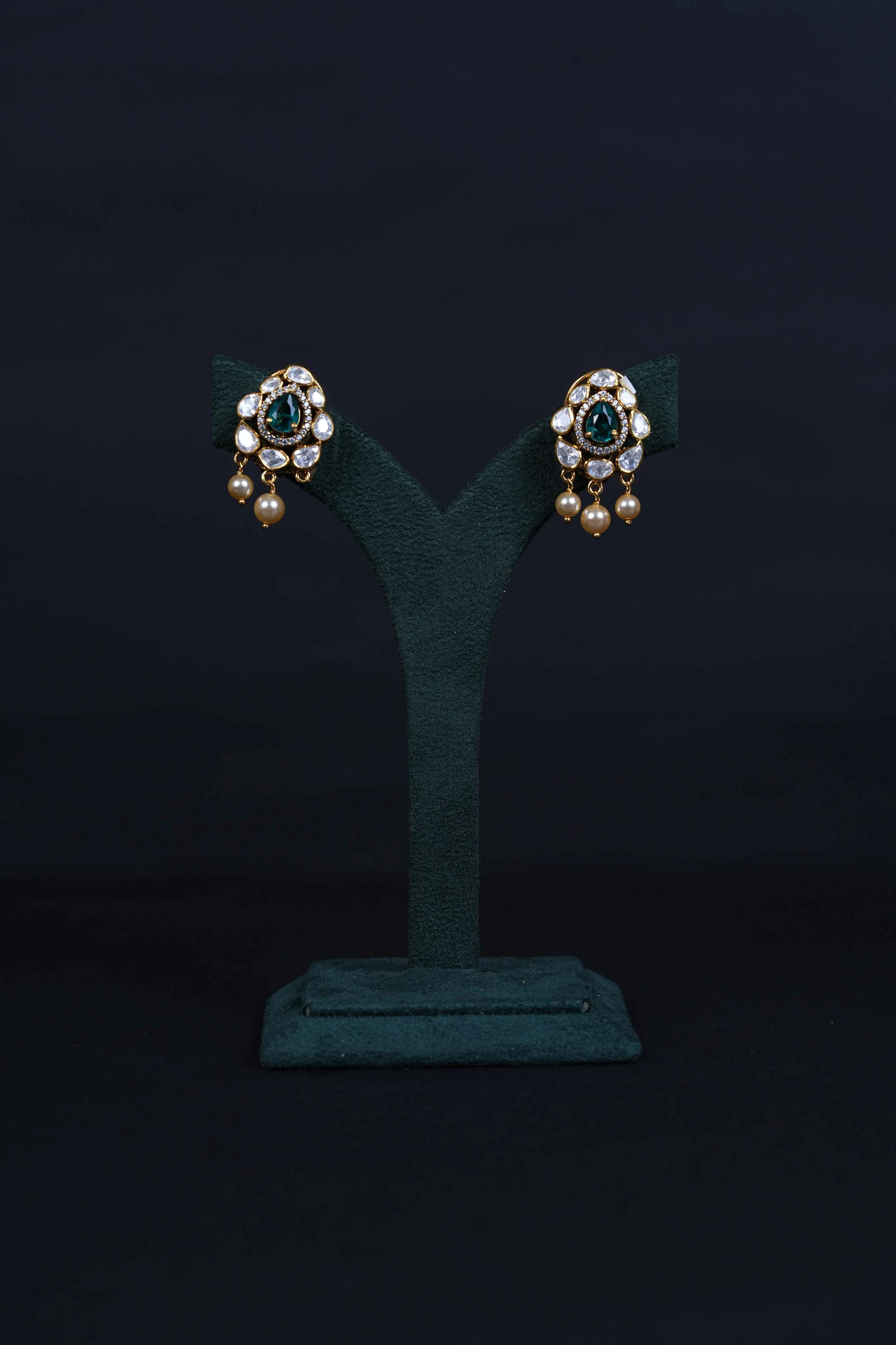 mossanate swaroski peal earstuds